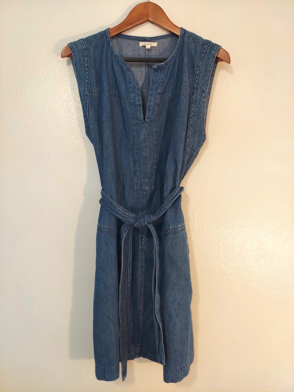 Maurices Women's V-neck Cotton Tie-Waist Denim Mini Dress Size M